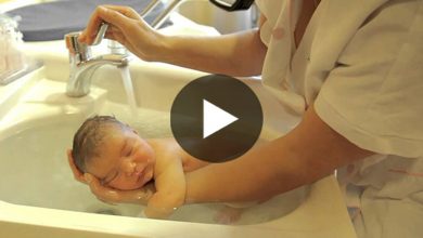 Photo of I Was Scared By How She Was Washing This Baby…Then I Realized How Amazing It Is.